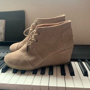 Toms Desert Wedge Bootie